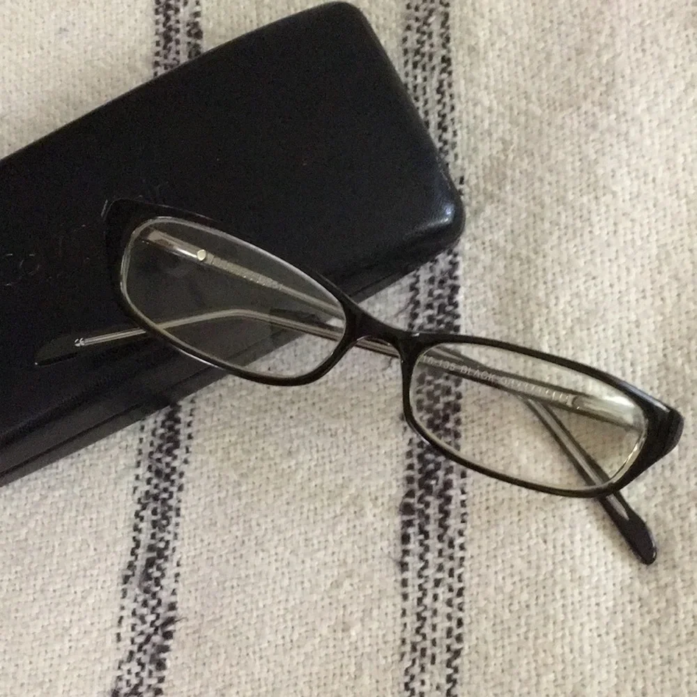 Women's Black Rectangular Reading Glasses